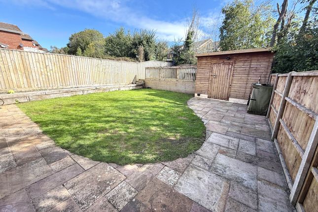 73, Maple Drive, Exmouth photo 3