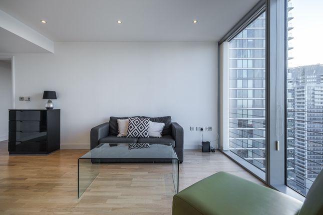 Flat for sale in The Landmark, Canary Wharf