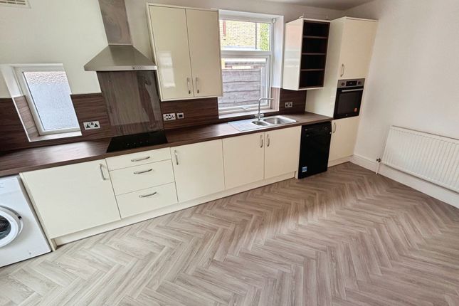 1, Taylor Street, Manchester photo 3