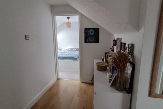 Flat 11, Heron House, Albert Road, Southsea photo 2