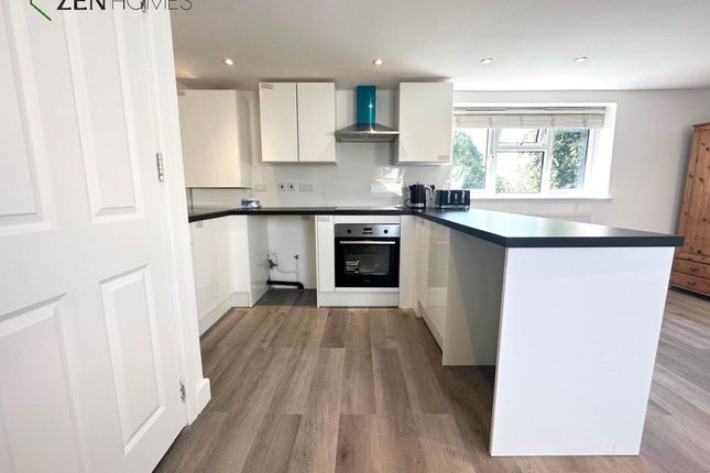 29a Central Avenue, London photo 4
