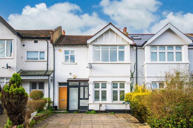 Flat for sale in Sunny Gardens Road, Hendon, London