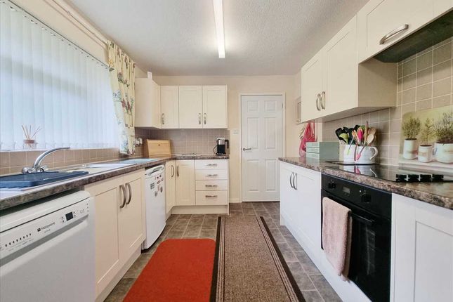 22, West Road, Ruskington photo 4