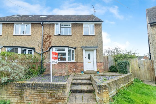 Thumbnail Semi-detached house for sale in Peartree Lane, Leighton Buzzard