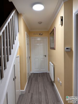 Moulder Close, Bedford photo 4