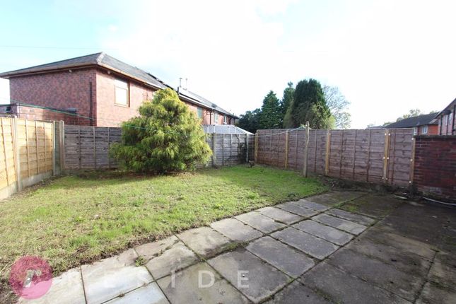 20, Clovelly Street, Rochdale photo 4