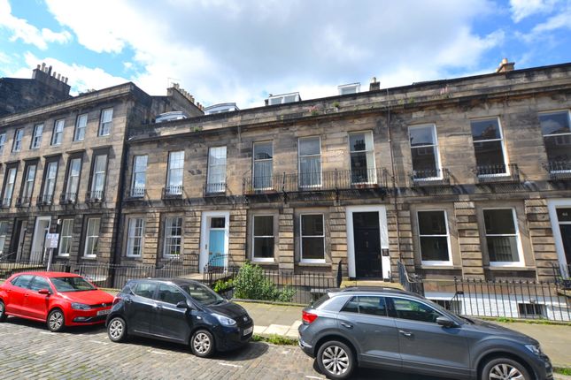 Thumbnail Flat to rent in East Claremont Street, Edinburgh