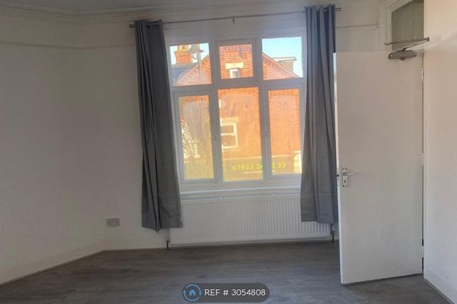 A St Albans Road, Watford photo 5