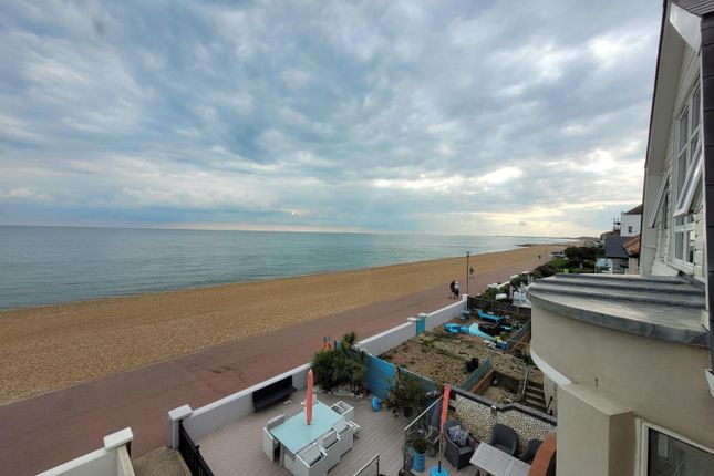 Flat 3, 46 Marine Parade, Hythe photo 2