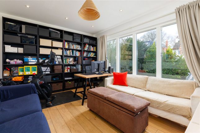 11, Granard Avenue, London photo 4