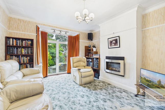 7, Littlewood Avenue, Bury photo 2