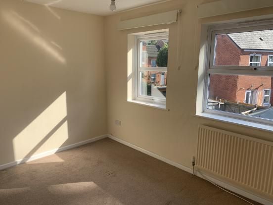 3 Green Lane, Worcester photo 5