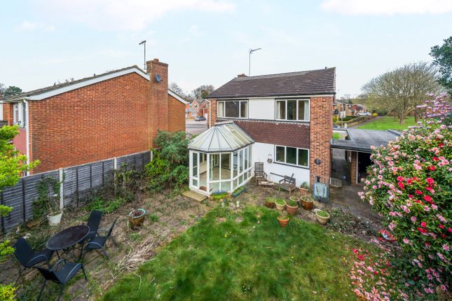 Link-detached house for sale in Godalming, Surrey
