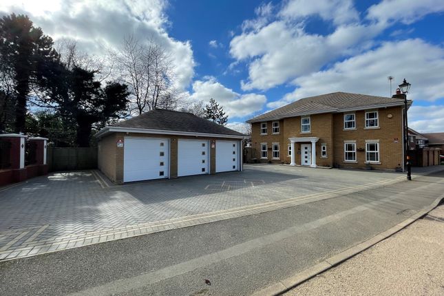 Thumbnail Detached house for sale in Turnberry Lane, Collingtree Park, Northampton