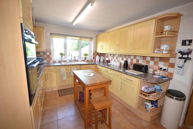 Derwen Deg,, Bettws Cedewain, Powys photo 4
