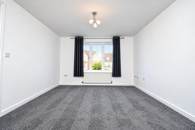 3, Sabine Fold, Horbury photo 4