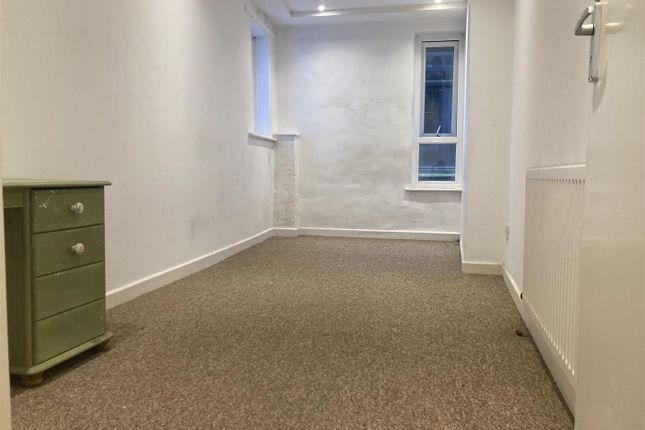 Flat 4, Sibbald House, North Street, Fowey photo 4