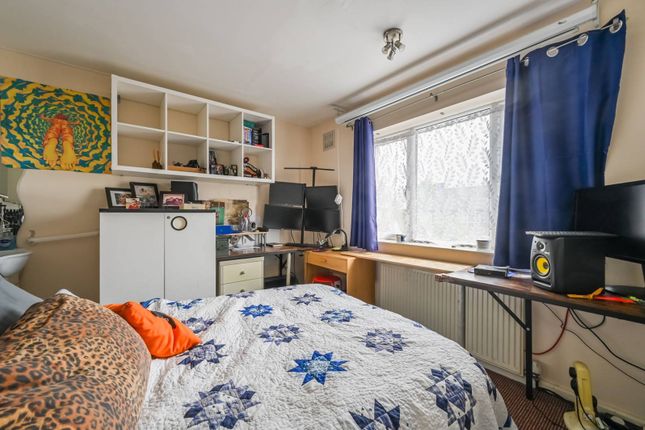 Terraced house for sale in Lee Close, Walthamstow, London