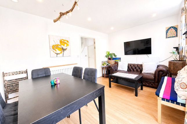 24 Park Terrace,, Tudway Road, London photo 2