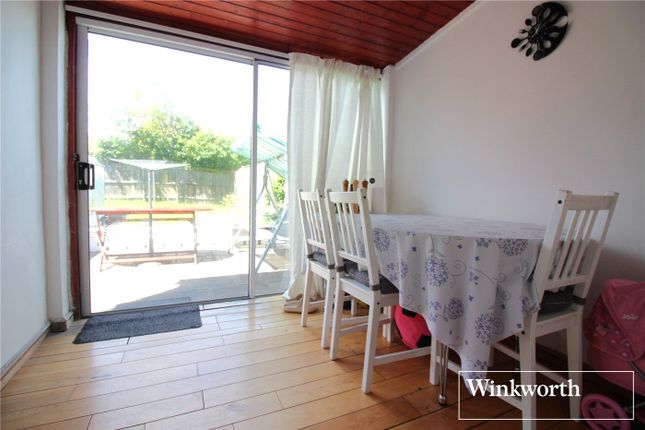 62, Nicoll Way, Hertfordshire photo 4
