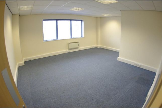 Office to let in 7 The Io Centre, Jugglers Close, Banbury, Banbury