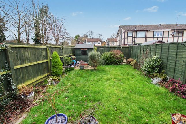 36, Haybarn Close, Leicester photo 2