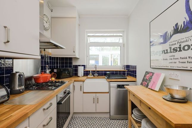 93, Edna Road, London photo 4