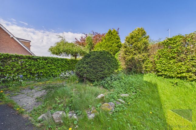 19, Pennine Gardens, Garstang photo 2
