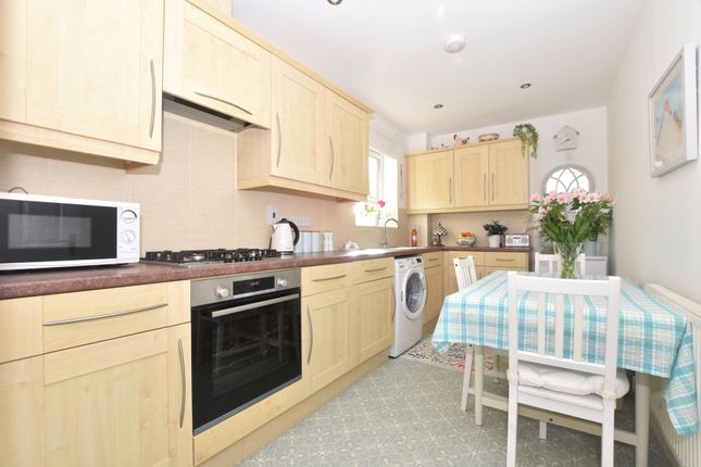 26, Mill Avenue, Crediton photo 2