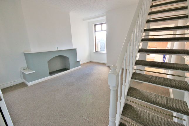 299 Wigan Road, Wigan photo 3