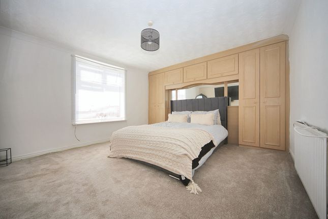 45 Neville Street, Wigan photo 4