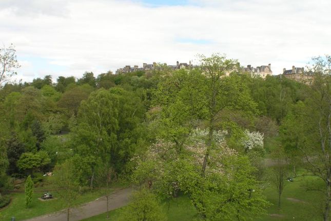 Property history - 11 Parkgrove Terrace, Glasgow G3 7SD - Marketed for