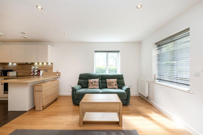 23 York House, Chequers Avenue, High Wycombe photo 4