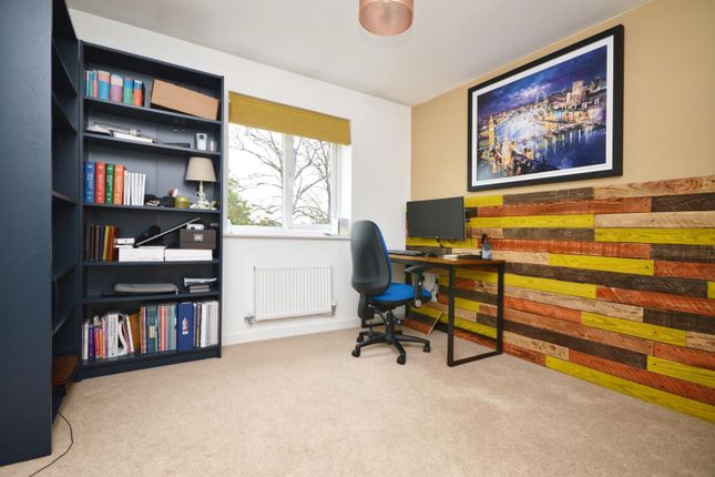 Town house for sale in Augustus Avenue, Keynsham, Bristol