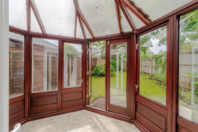 27, Westminster Drive, Birmingham photo 4