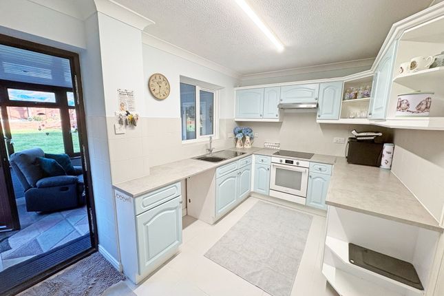 Foxglove Close, Spilsby photo 2