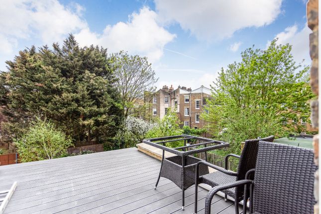 Flat A, 328, Essex Road, London photo 2