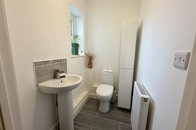 7, Ger-Y-Cwm, Aberystwyth photo 2