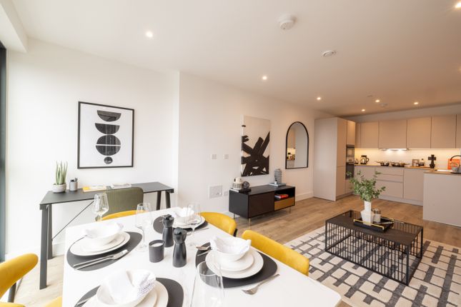 Flat for sale in Station Road, Station Road