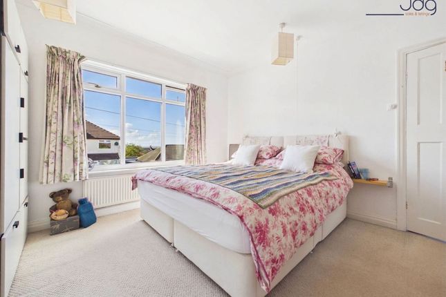 14 Longlands Avenue, Morecambe photo 4