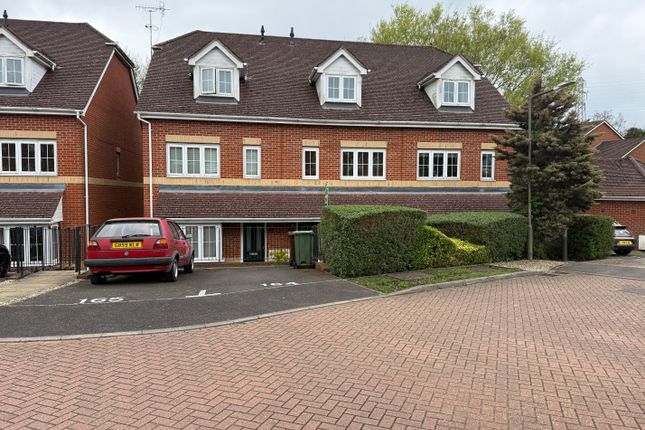 11, Dougall Close, Royal Tunbridge Wells photo 2