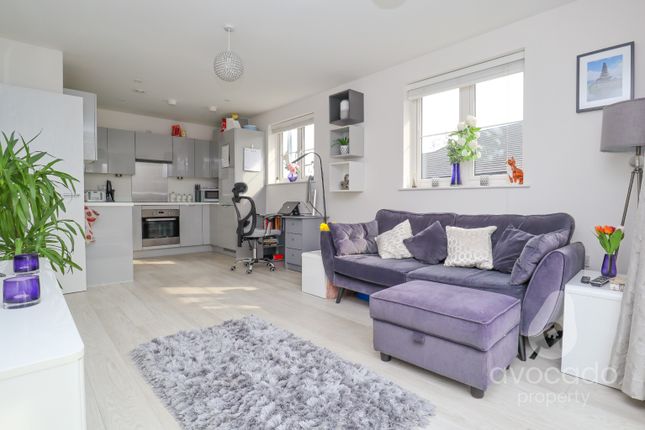 9 Crane House, Hurst Avenue, Camberley photo 3