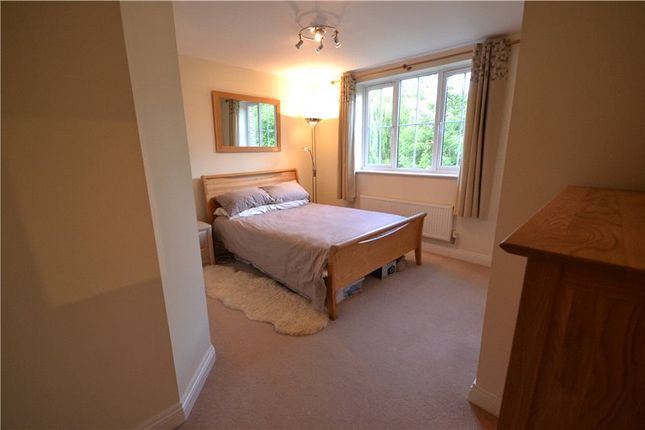 Flat 3,, English Court, Wokingham photo 4