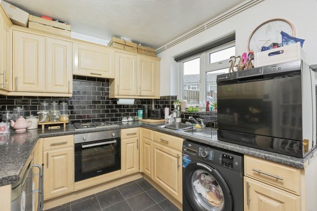 `, 12, St. Lukes Close, Kent photo 3