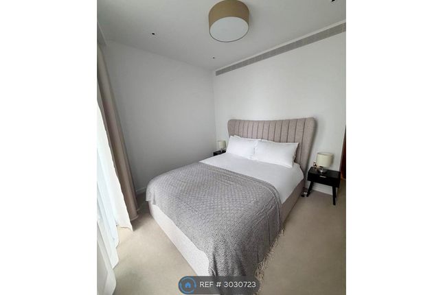 Apartment A, Carnation Way, London photo 4