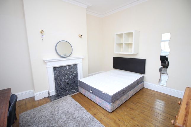Cavendish Place, Newcastle Upon Tyne photo 3