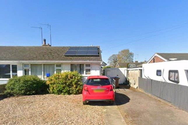 1-bed bungalow on 40, Newcombe Close, Banbury, £190,000