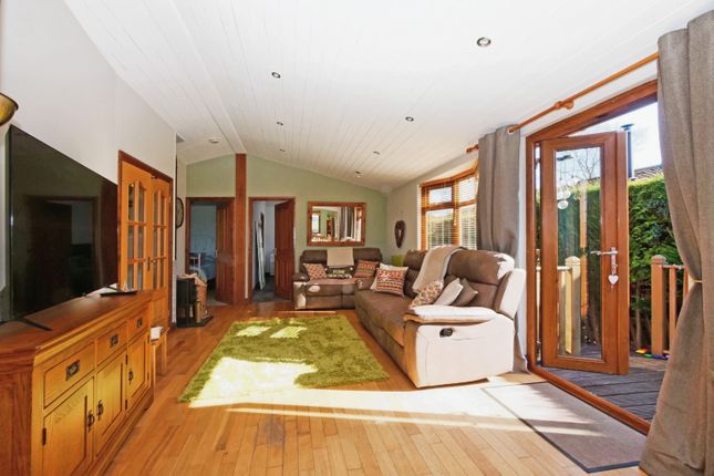 8, Florida Keys, Hull Road, York photo 2