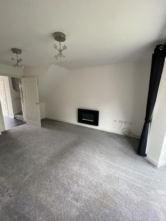 17, Forge Close, Cannock photo 4