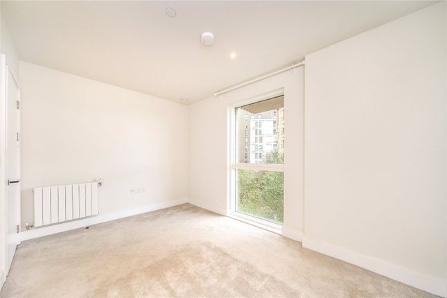 Flat 401, Patterson Tower, 301, Kidbrooke Park Road, London photo 4